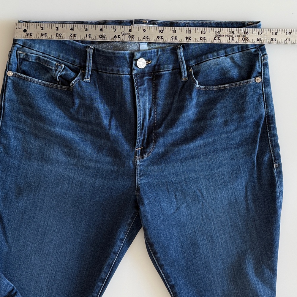 Frame Denim Women's Boot Cut Jeans in Dark Blue 11” rise - Picture 9 of 11
